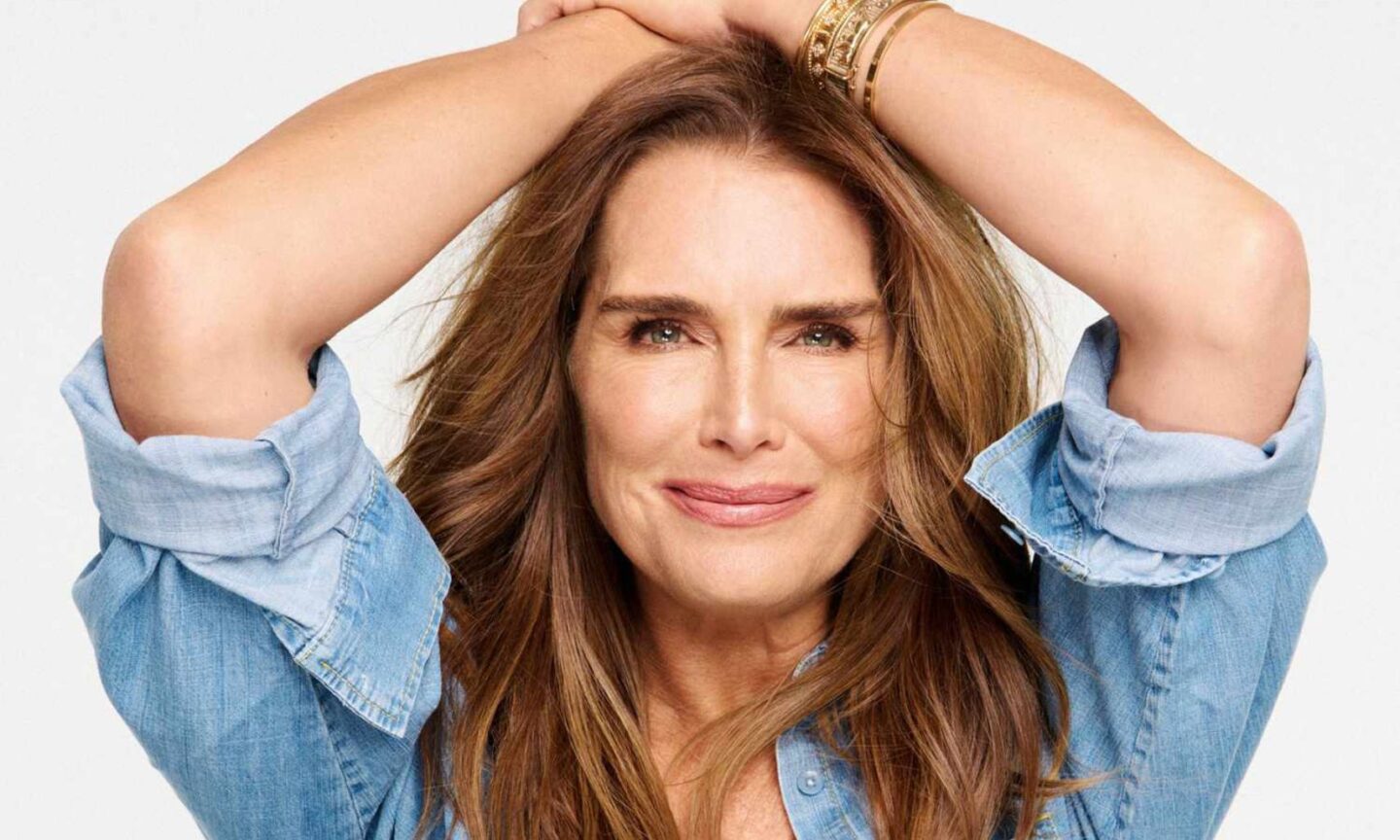 Brooke Shields Commence