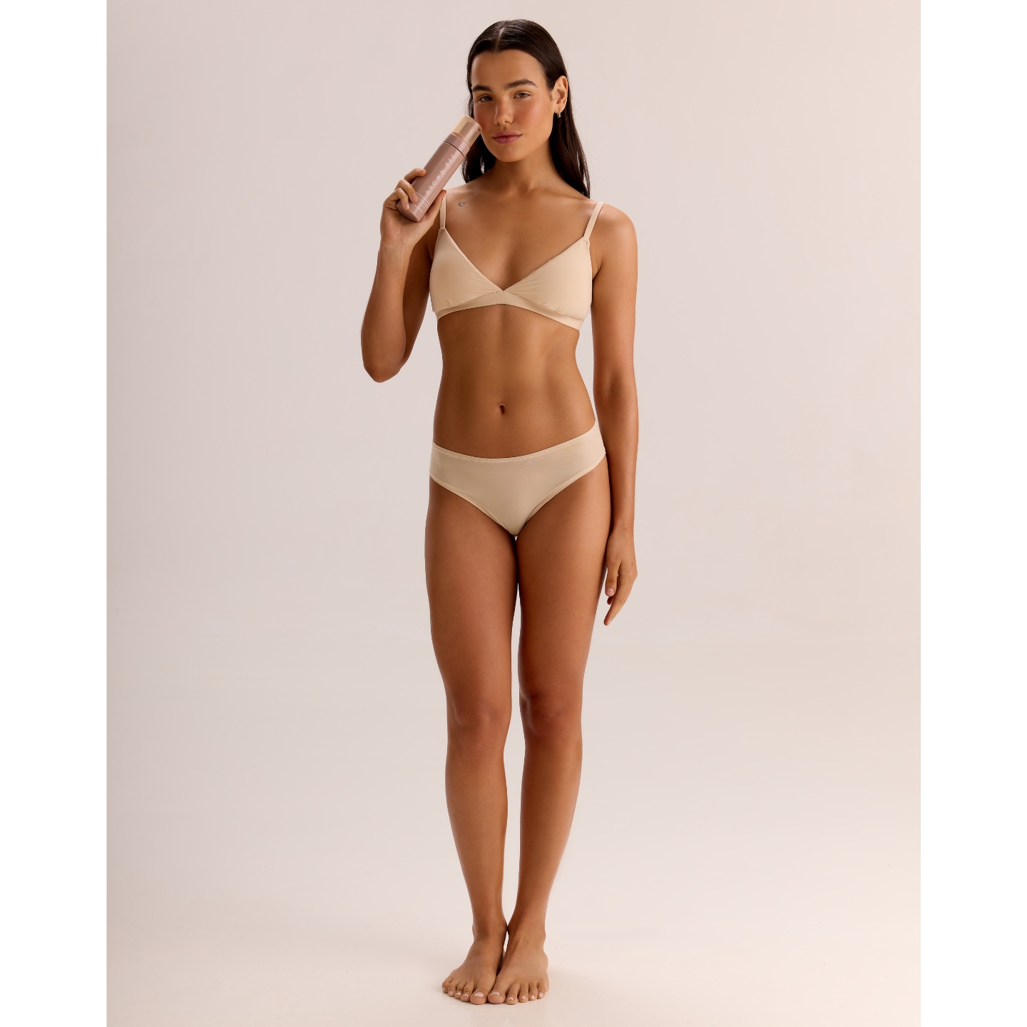 Brown Bee Tanning Model