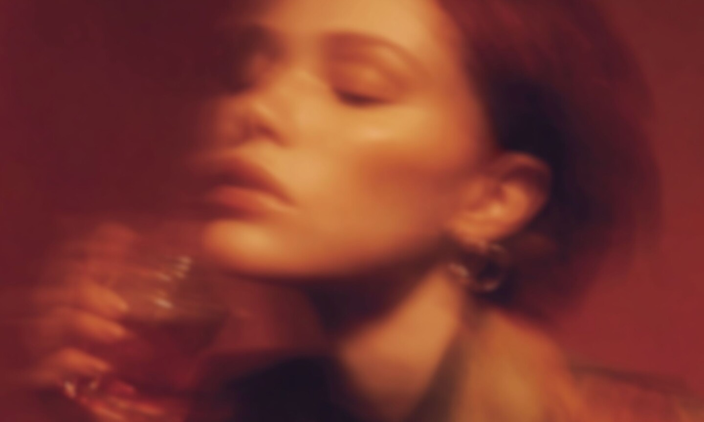 Model with fragrance