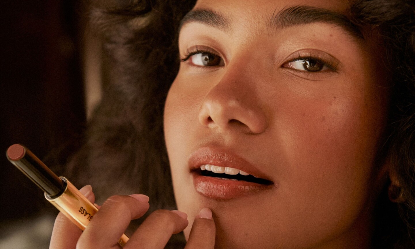 Olivia Dean Hourglass