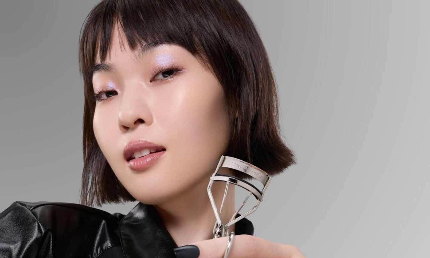 Shu Uemura Eyelash Curler Model