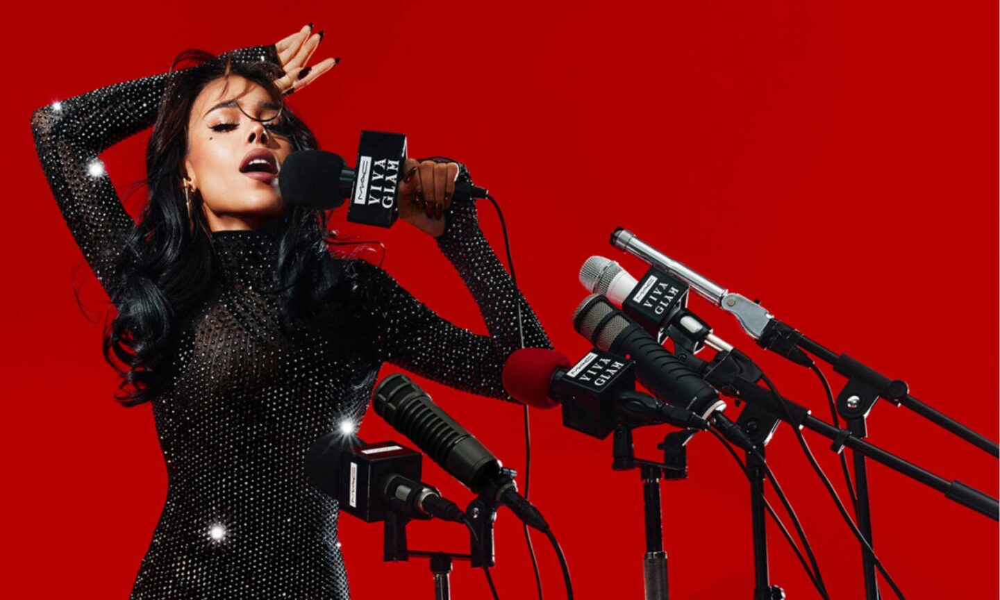 Danna Paola Viva Glam