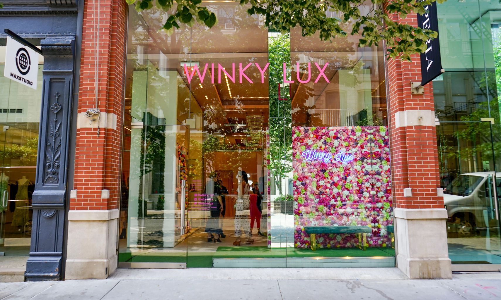 Winky Lux store