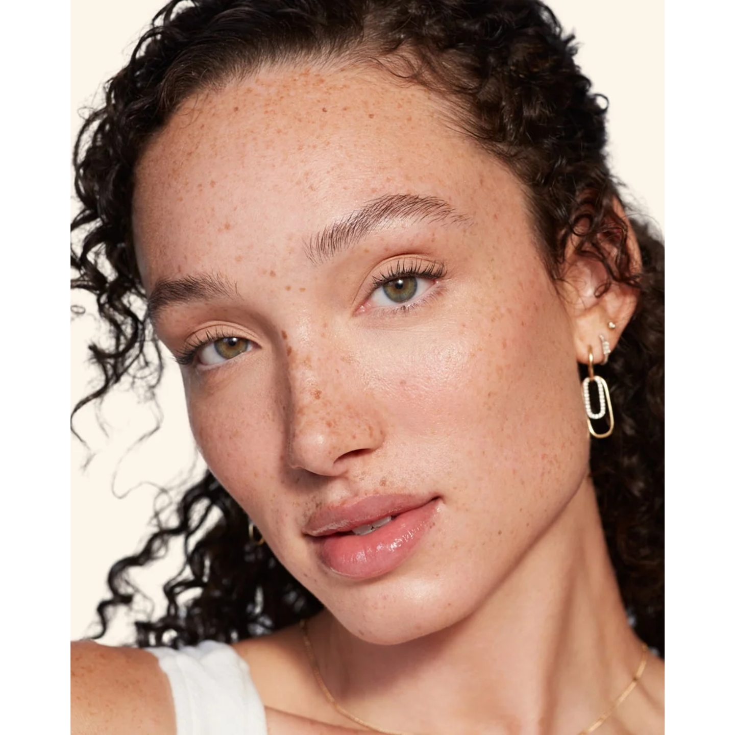 Juvéderm model